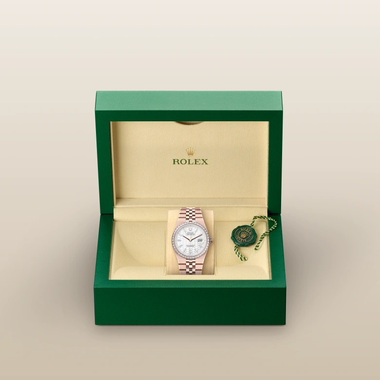 Rolex Land-Dweller 36 18 kt Everose gold, M127285TBR-0002